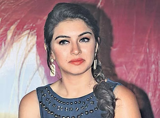 Hansika Motwani’s private Photo Leaked - Sakshi