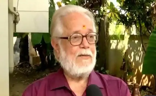 Kerala Fomer DGP expresses Shock on Padma to Nambi Narayanan - Sakshi