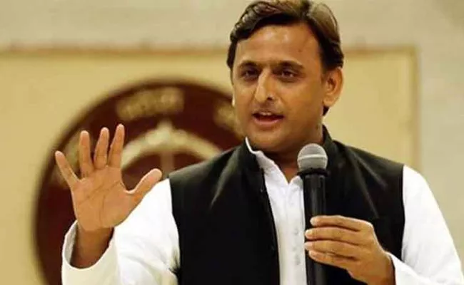 Akhilesh Yadav Comments On Priyanka Political Debut - Sakshi