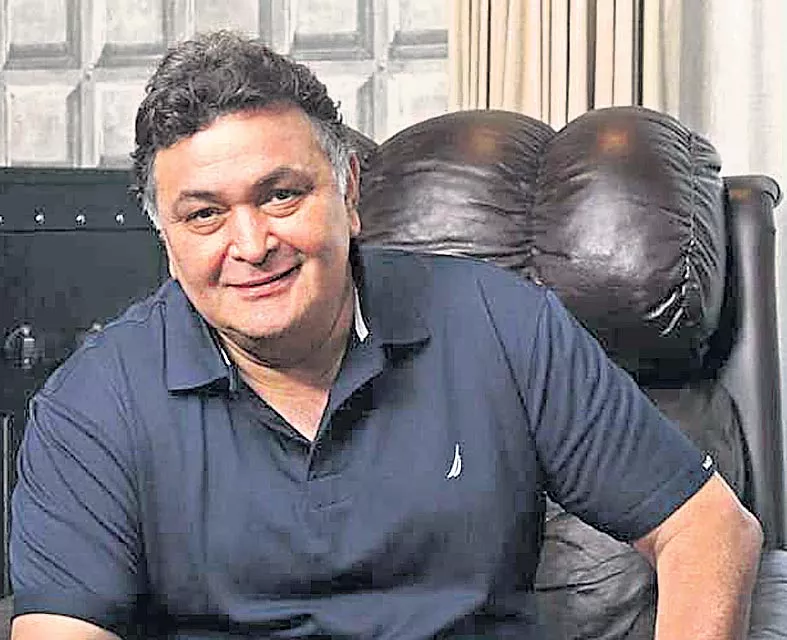 Rishi Kapoor finally opens up about his health - Sakshi