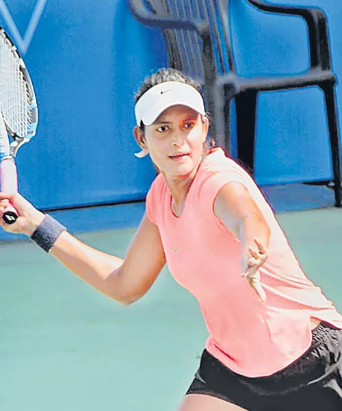 Bhuvana Closes to Main Draw of ITF Womens Tourney - Sakshi