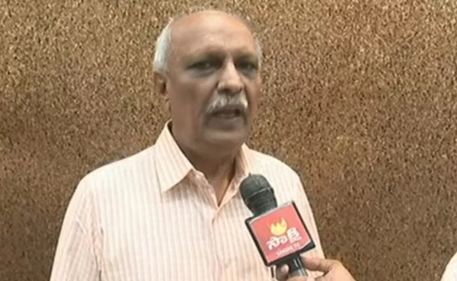 IYR Krishna Rao Fires On TDP Over False Allegations On Centre - Sakshi