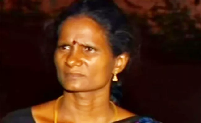 Thanjavur Women Save Her Husband Life From Death sentence - Sakshi