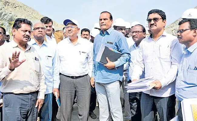 Retired Engineers Visited Sitarama Lift Irrigation Project - Sakshi