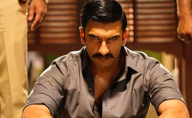 Ranveer Singh Simmba Collected 150 Crores In One Week - Sakshi