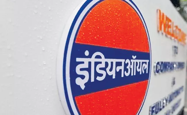  Indian Oil Corporations to raise $ 150 million - Sakshi