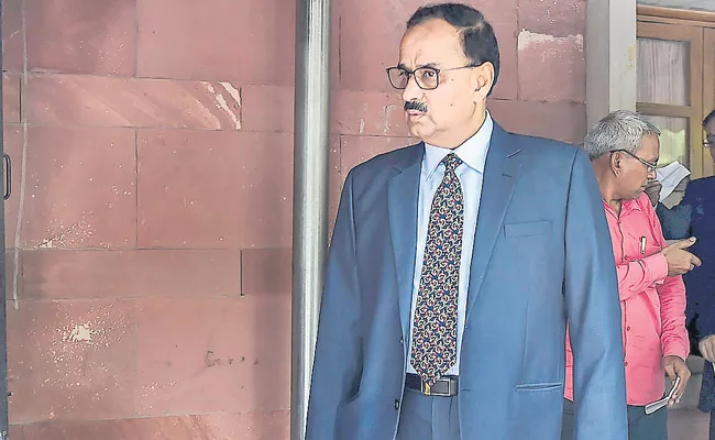 Alok Verma reinstated as CBI chief - Sakshi