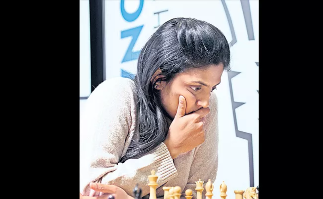 Dronavalli harika face to another draw - Sakshi