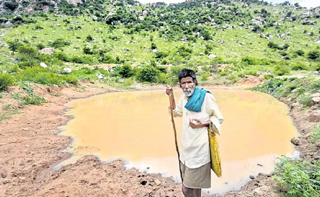 Kempegouda diagram is the planting of ponds on the hill - Sakshi