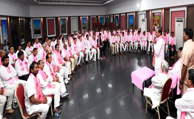 KCR Cabinet expansion on 19th February - Sakshi