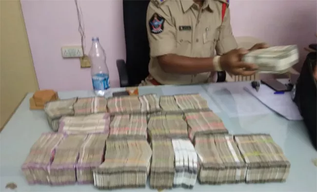 Huge Amount Of Money Seized In Anantapur District - Sakshi