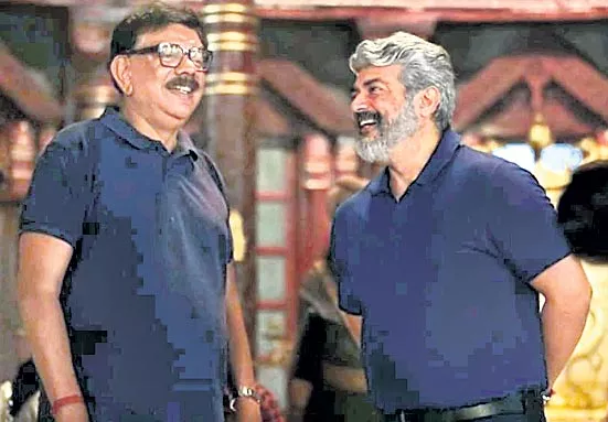 Thala Ajith visits director Priyadarshan in Hyderabad - Sakshi