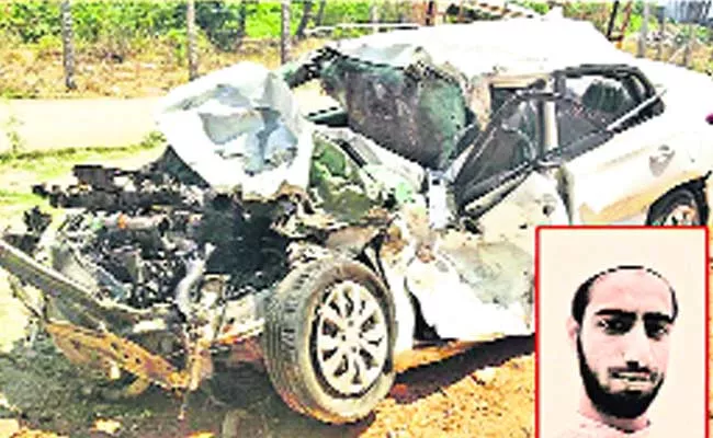 New Couples Died In Car Accidents - Sakshi