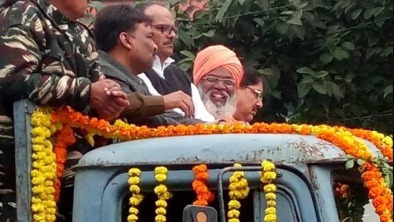 Sakshi Maharaj Seen Laughing During CRPF Jawan Funeral  