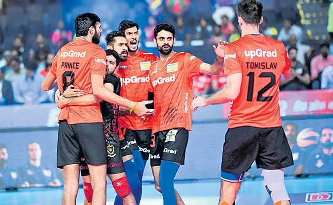 Yu Mumba Valley team qualified for the semifinals - Sakshi