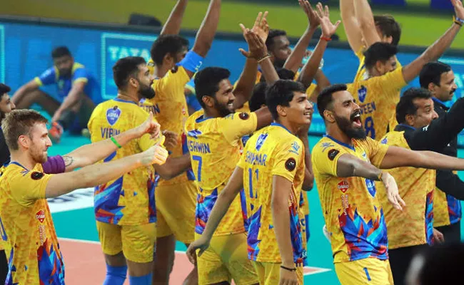 Chennai Spartans make Pro Volleyball League final - Sakshi