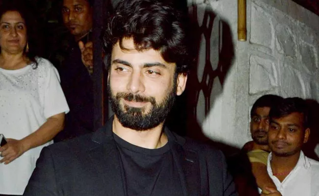 FIR Against Pak Actor Fawad Khan Over His Wife Not Allowed Polio Drops To Daughter - Sakshi