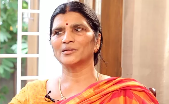 Lakshmi Parvathi lashes out at chandrababu over Lakshmi’s NTR movie - Sakshi