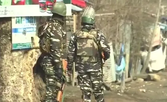 Two JeM Terrorists Killed In Jammu And Kashmirs Baramulla District - Sakshi