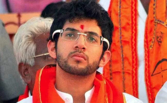 Shiva Sena Sacks Youth Activists Who Allegedly Assaulted Kashmiri Students - Sakshi