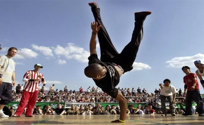 Break Dancing One Of Four Sports Proposed For 2024 Olympic Games - Sakshi