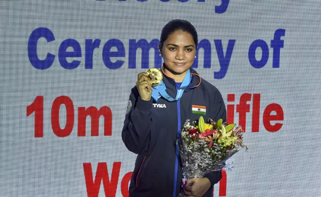 Apurvi Chandela wins 10m air rifle gold in World Cup - Sakshi