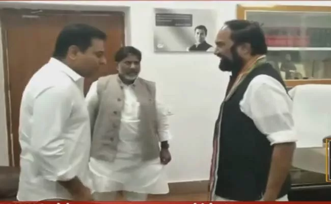 KTR Meets Uttam Kumar Reddy - Sakshi