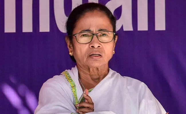 Kolkata Cop Blames Mamata Banerjee In Suicide Note - Sakshi