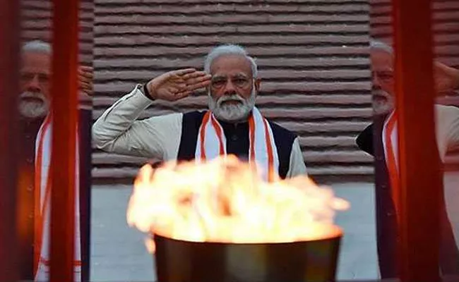 Congress Fires On PM Modi over his National War Memorial speech - Sakshi