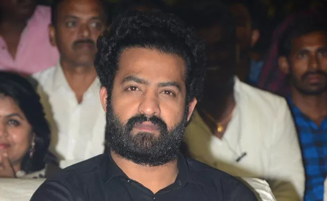 Jr Ntr Not Talking About NTR Mahanayakudu - Sakshi