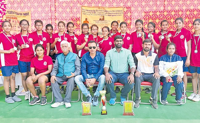 Telangana Womens Team Got Bronze Medal in Throwball Championship - Sakshi