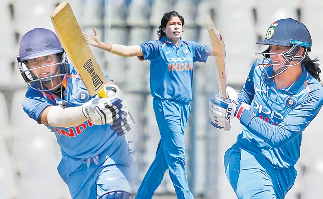 2nd ODI: India women thrash England women by 7 wickets - Sakshi