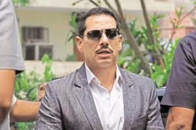 Court grants interim bail to Robert Vadra - Sakshi