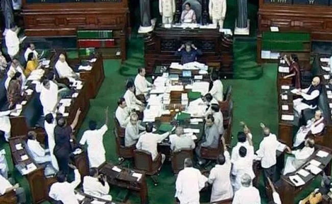 TMC MPs Protest In Parliament Adjourned House - Sakshi