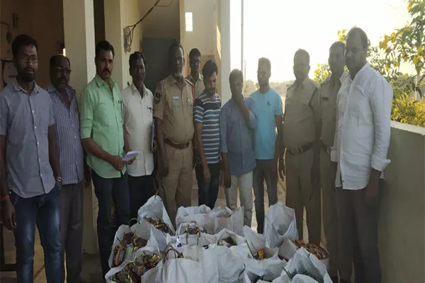 Police Attack On Gutka Centers Mahabubnagar - Sakshi