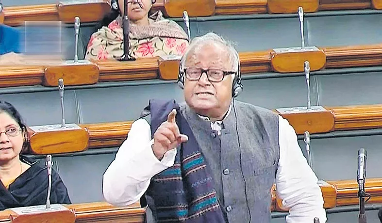 TMC MPs protest in Lok Sabha against 'misuse of CBI' - Sakshi