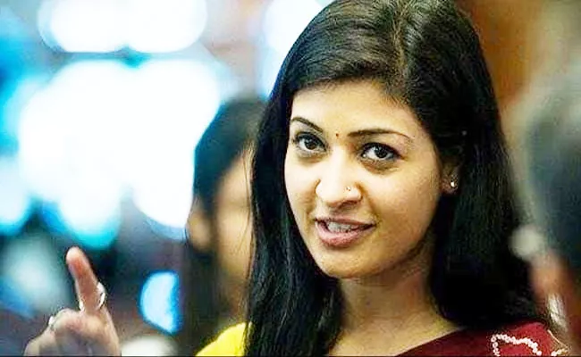 AAP MLA Alka Lamba Says She Is Being Sidelined In The Party - Sakshi