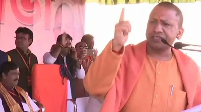 Adityanath Lashes Out At Mamata Over Cbi Row - Sakshi