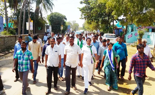 MLA Ijaiah Rally For KC Canal Kurnool - Sakshi