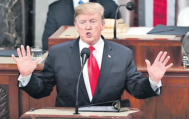 Donald Trump praises legal immigrants, says he wants people to come into US - Sakshi