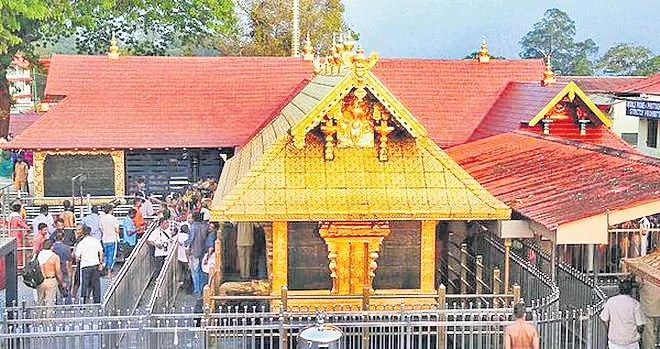 Sabarimala temple trust changes its stand on entry of women - Sakshi