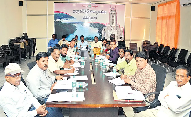 Collector Dharma Reddy Meeting With Officers Medak - Sakshi