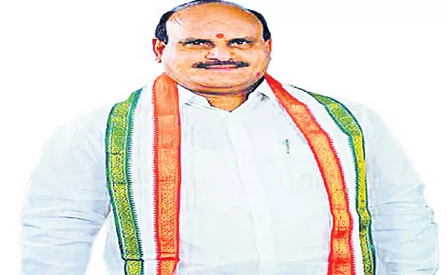 Thirupathi Reddy Selected To Medak DCC  President - Sakshi