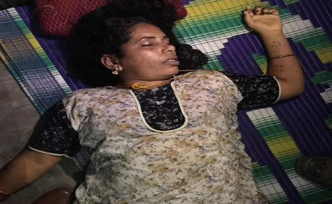 Woman Died Suspicious In Nalgonda - Sakshi