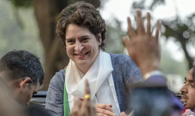 Voters Feel Priyanka Gandhi Cannot Revive Congress Fortunes in UP - Sakshi