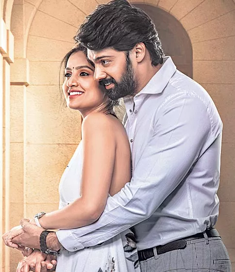 Naveen Chandra 28°c Degree Celcius First Look launched - Sakshi