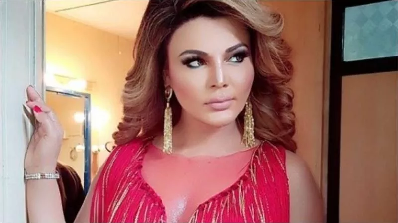  Rakhi Sawant Says She Is Ready To Die For India - Sakshi