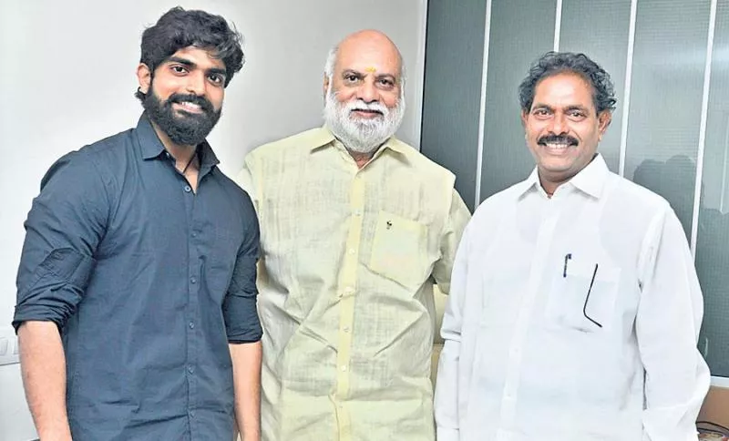 Pranam Khareedu Theatrical Trailer Launch By B Raghavendra Rao - Sakshi