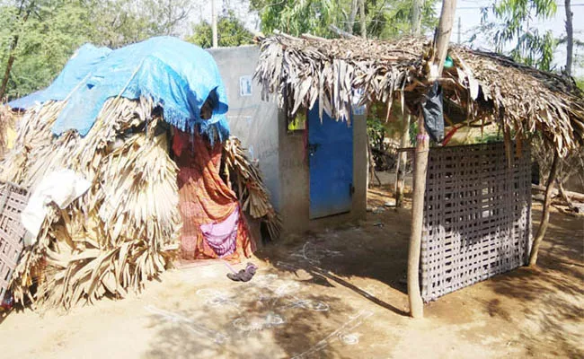 problems in the vullapalem village, Singarayakonda - Sakshi