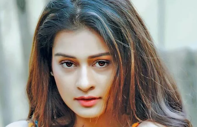 payal rajput joins in venky mama shooting - Sakshi